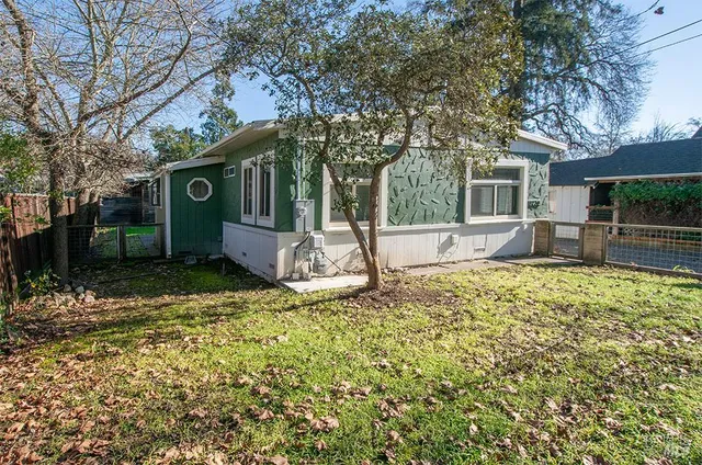 $549,000 | 18230 Barrett Avenue, Sonoma, CA 95476