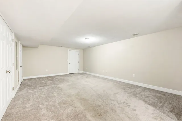 $550,000 | 877 Brockton Avenue, Unit 877, Abington, MA 02351