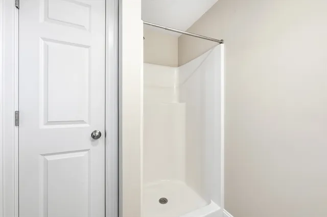 $550,000 | 877 Brockton Avenue, Unit 877, Abington, MA 02351