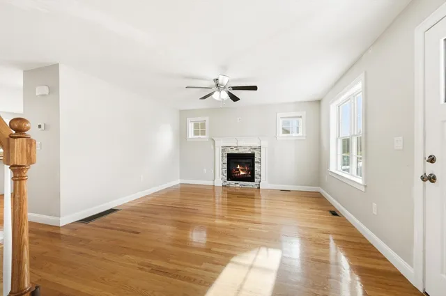 $550,000 | 877 Brockton Avenue, Unit 877, Abington, MA 02351