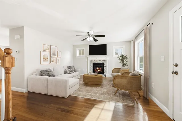 $550,000 | 877 Brockton Avenue, Unit 877, Abington, MA 02351