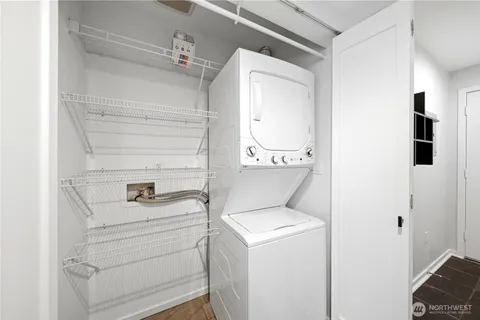 $349,950 | 232 Belmont Avenue East, Unit 202, Seattle, WA 98102