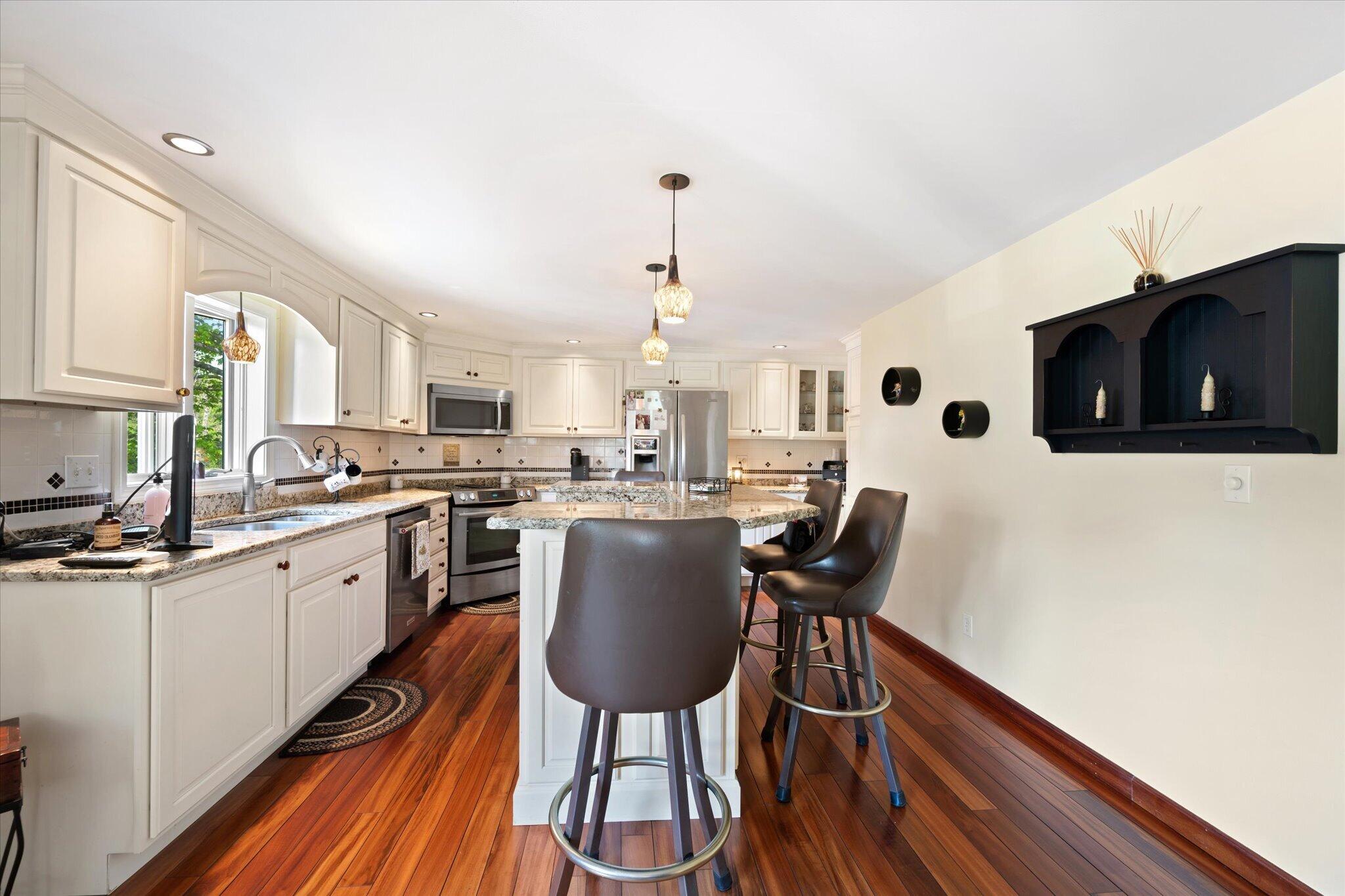 282 Bar Harbor Road Trenton, ME 04605 - Photo 7 of 56 19-Kitchen