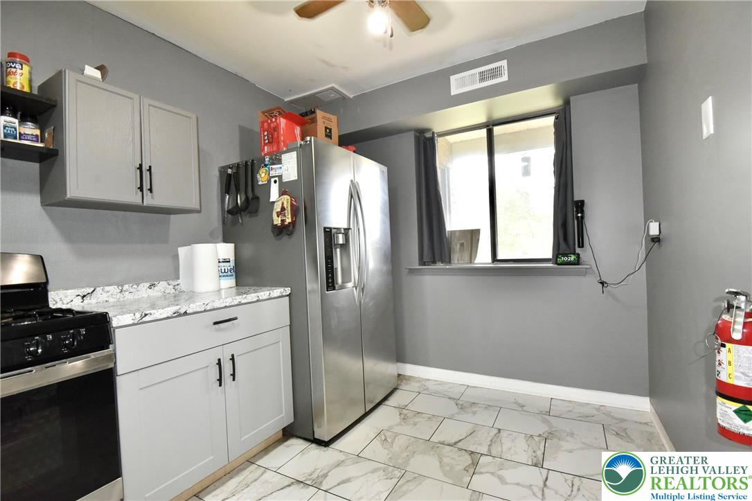 1575 Creekside Road, Unit A20 Whitehall, PA 18052 - Photo 3 of 14 Gallery Image 3