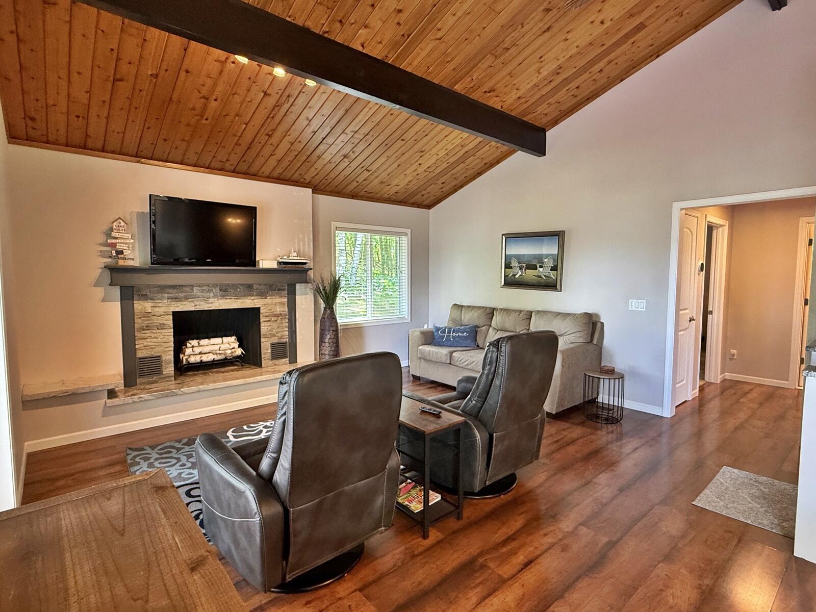 11310 East Royal Road Stanwood, MI 49346 - Photo 9 of 35 8