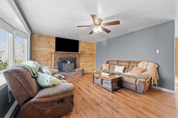 3 Hebert Road Spencer, MA 01562 - Photo 3 of 27