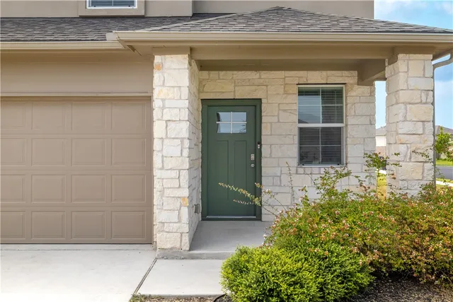 $2,650 | 445 Shiner Lane, Georgetown, TX 78626