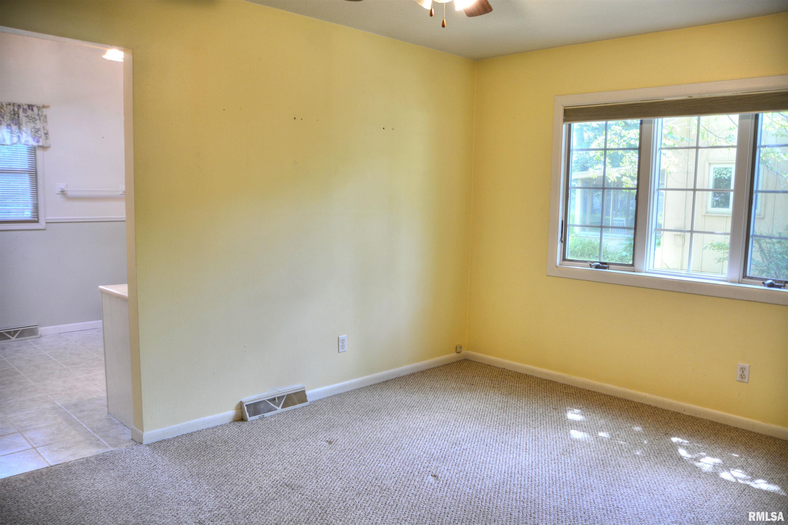298 Jana Road Macomb, IL 61455 - Photo 16 of 24 Gallery Image 16