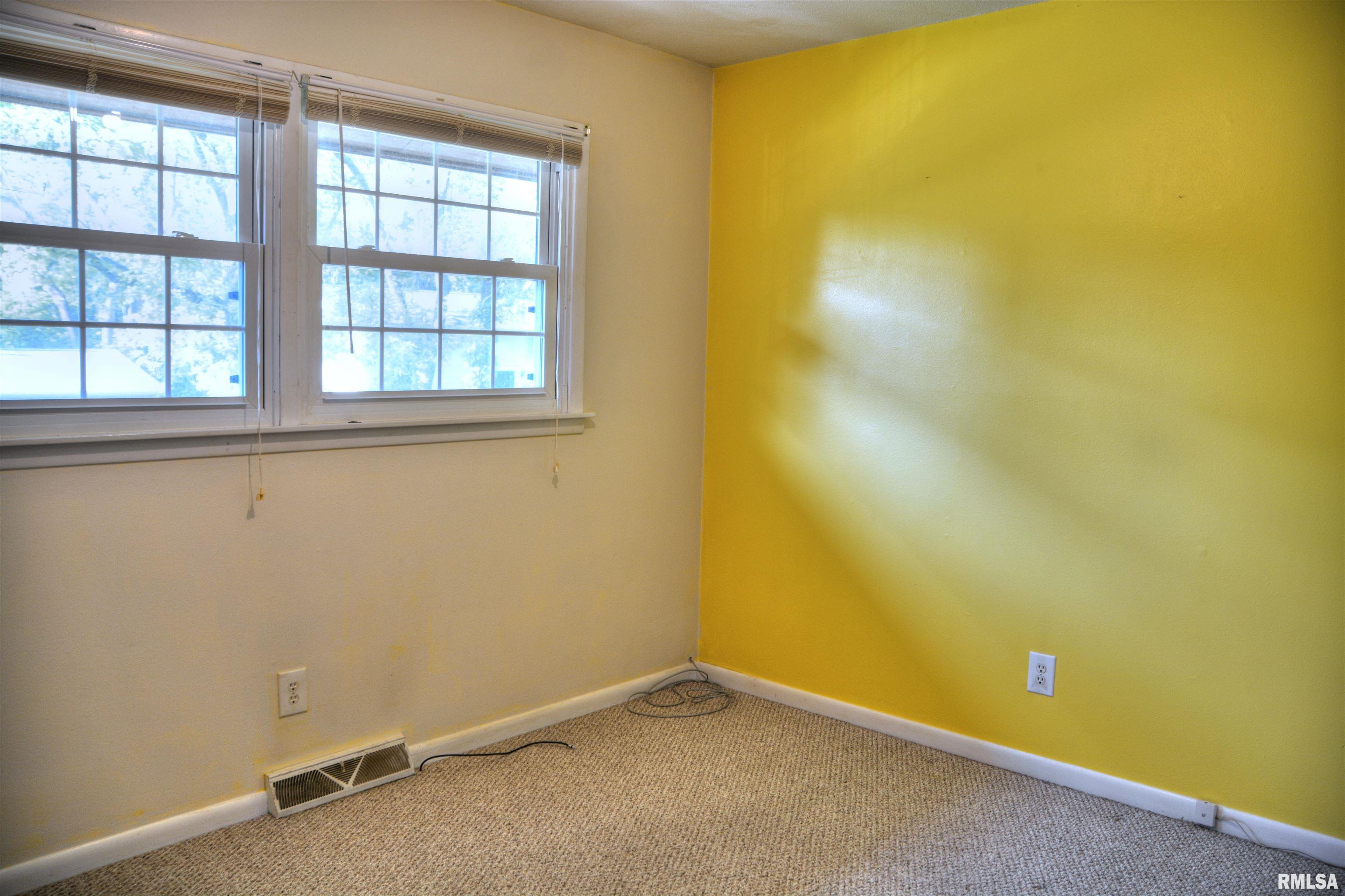 298 Jana Road Macomb, IL 61455 - Photo 20 of 24 Gallery Image 20