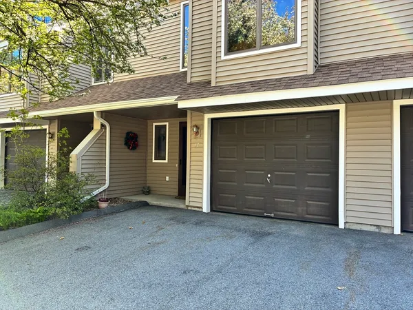 $290,000 | 3 Westside Drive, Unit 17, Thompson, CT 06255