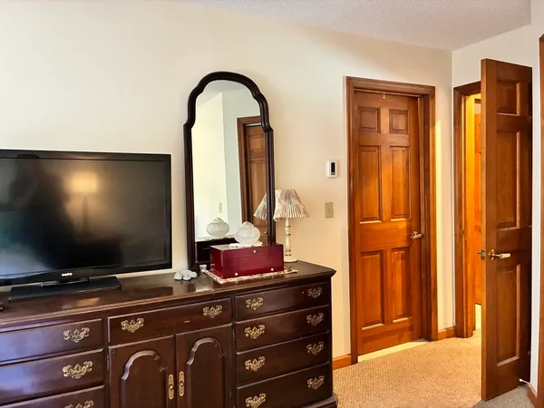 $290,000 | 3 Westside Drive, Unit 17, Thompson, CT 06255