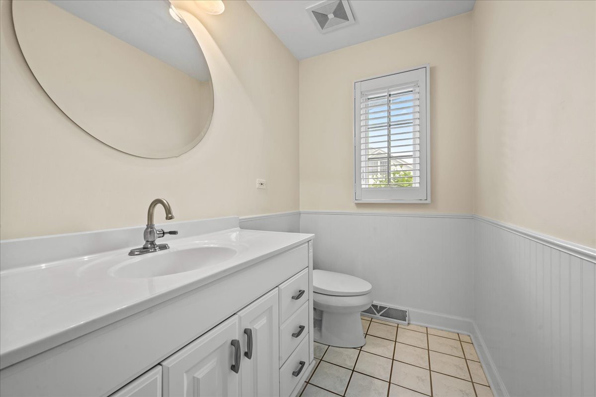 455 Rockefeller Road Lake Forest, IL 60045 - Photo 22 of 40 Gallery Image 22