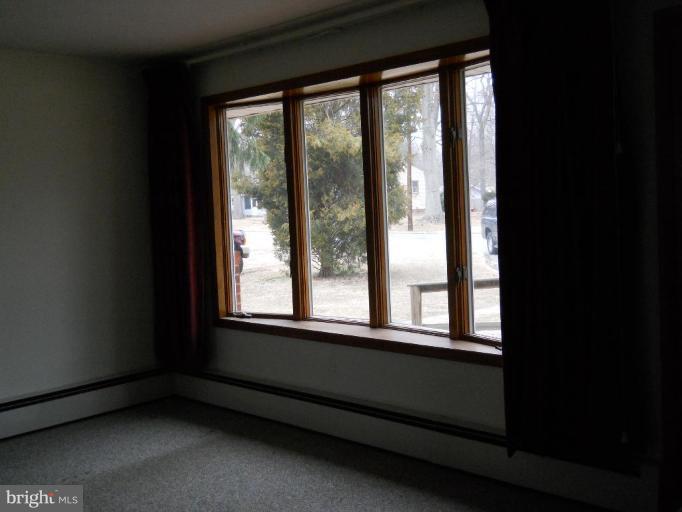 8439 Lyndale Road Pasadena, MD 21122 - Photo 10 of 16 Living Room #2