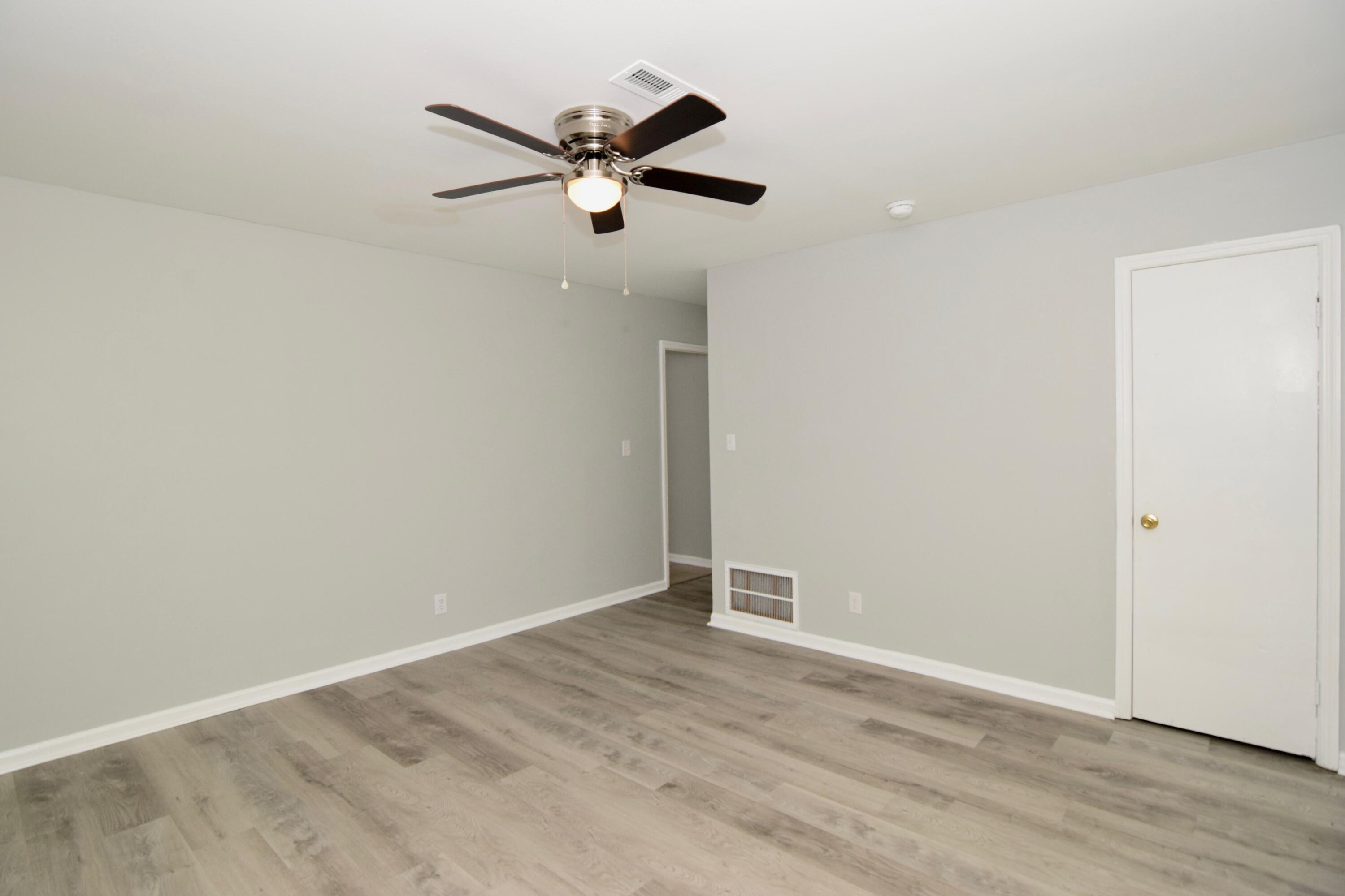 3407 Charing Cross Court Augusta, GA 30906 - Photo 5 of 27 DSC_0075