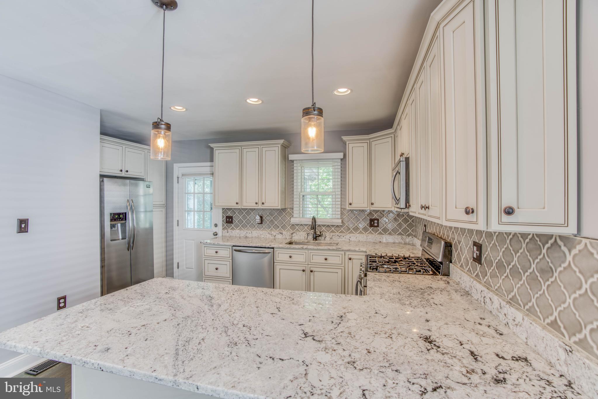 3051 Parktowne Road Baltimore, MD 21234 - Photo 8 of 49 Gallery Image 8