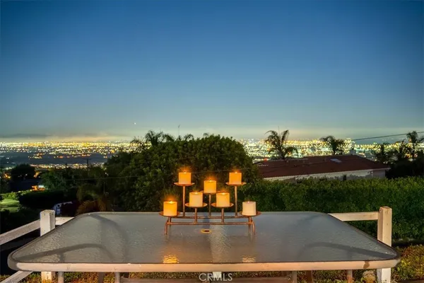 $1,890,000 | 5 Toprail Lane, Rancho Palos Verdes, CA 90275