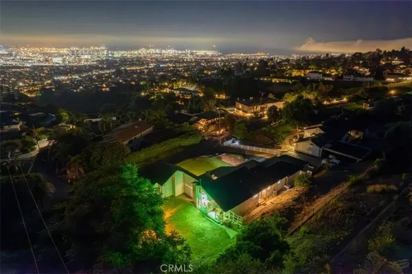 $1,890,000 | 5 Toprail Lane, Rancho Palos Verdes, CA 90275