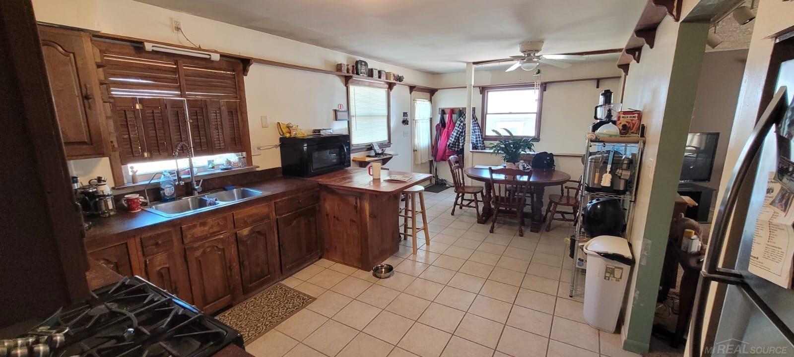 7376 Marshall Road Olivet, MI 49076 - Photo 17 of 34 50136573-29da39a4-b7f4-4769-b38f-bc4c1faff656.JPG