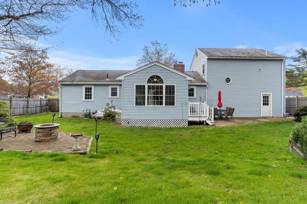 138 Oak Ridge Drive Ayer, MA 01432 - Photo 2 of 42 Gallery Image 2