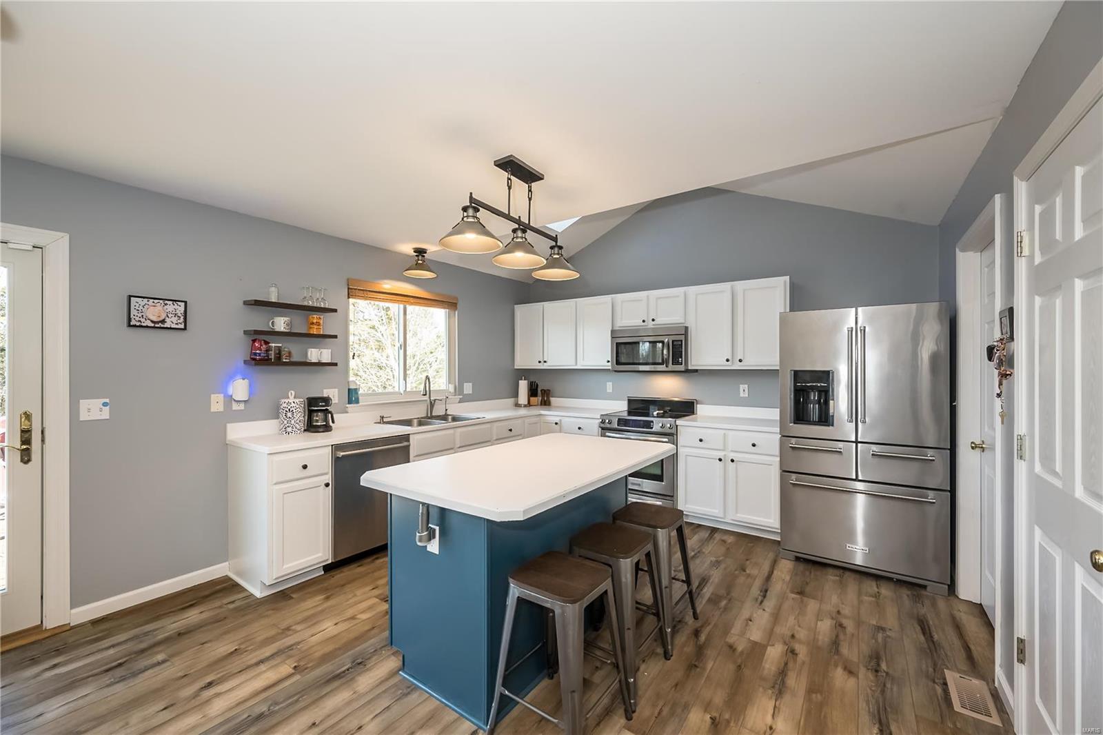 4521 Emerald View Court Eureka, MO 63025 - Photo 18 of 50