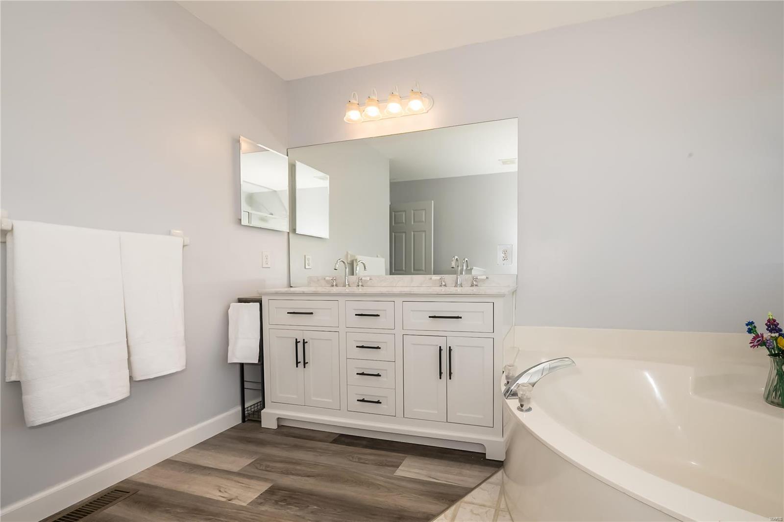 4521 Emerald View Court Eureka, MO 63025 - Photo 34 of 50