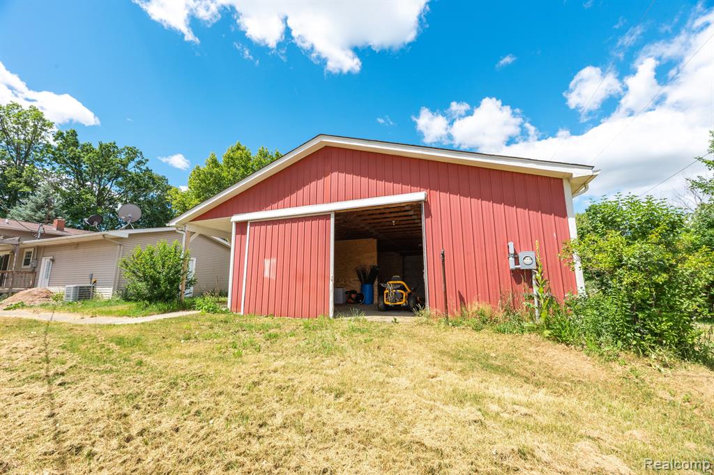3834 Klam Road Columbiaville, MI 48421 - Photo 14 of 43