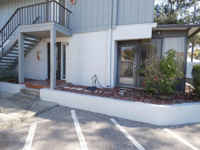 $200,000 | 1960 Union Street, Unit 41, Clearwater, FL 33763