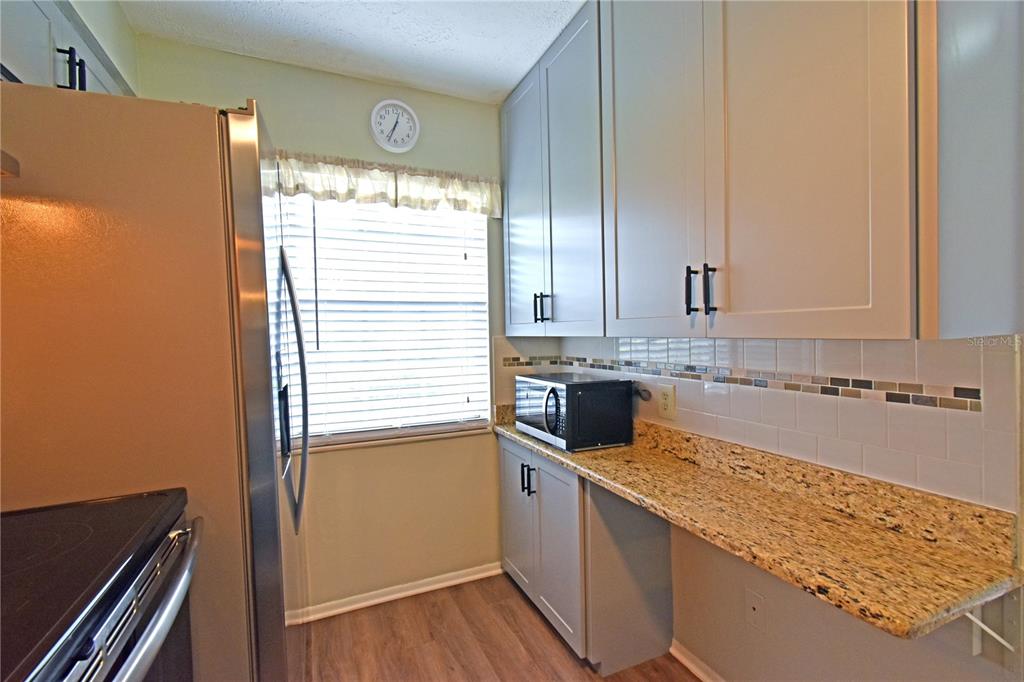 3683 Trophy Boulevard New Port Richey, FL 34655 - Photo 9 of 31