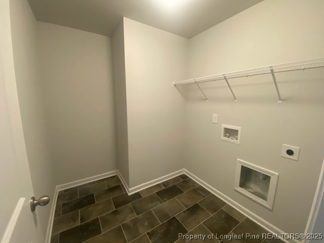 10 Bennington Way Lillington, NC 27546 - Photo 18 of 19 a bathroom with a window