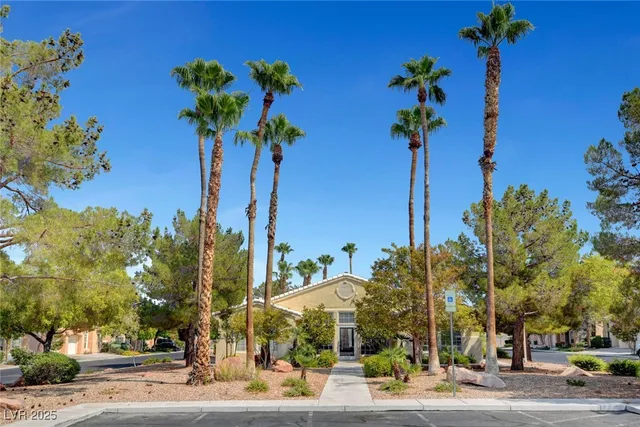 $1,700 | 8409 Blazing Sun Avenue, Las Vegas, NV 89129