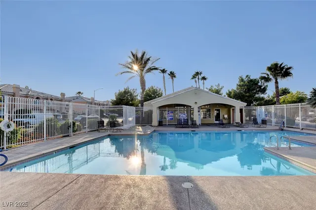 $1,700 | 8409 Blazing Sun Avenue, Las Vegas, NV 89129