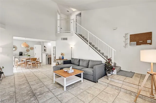 $1,700 | 8409 Blazing Sun Avenue, Las Vegas, NV 89129