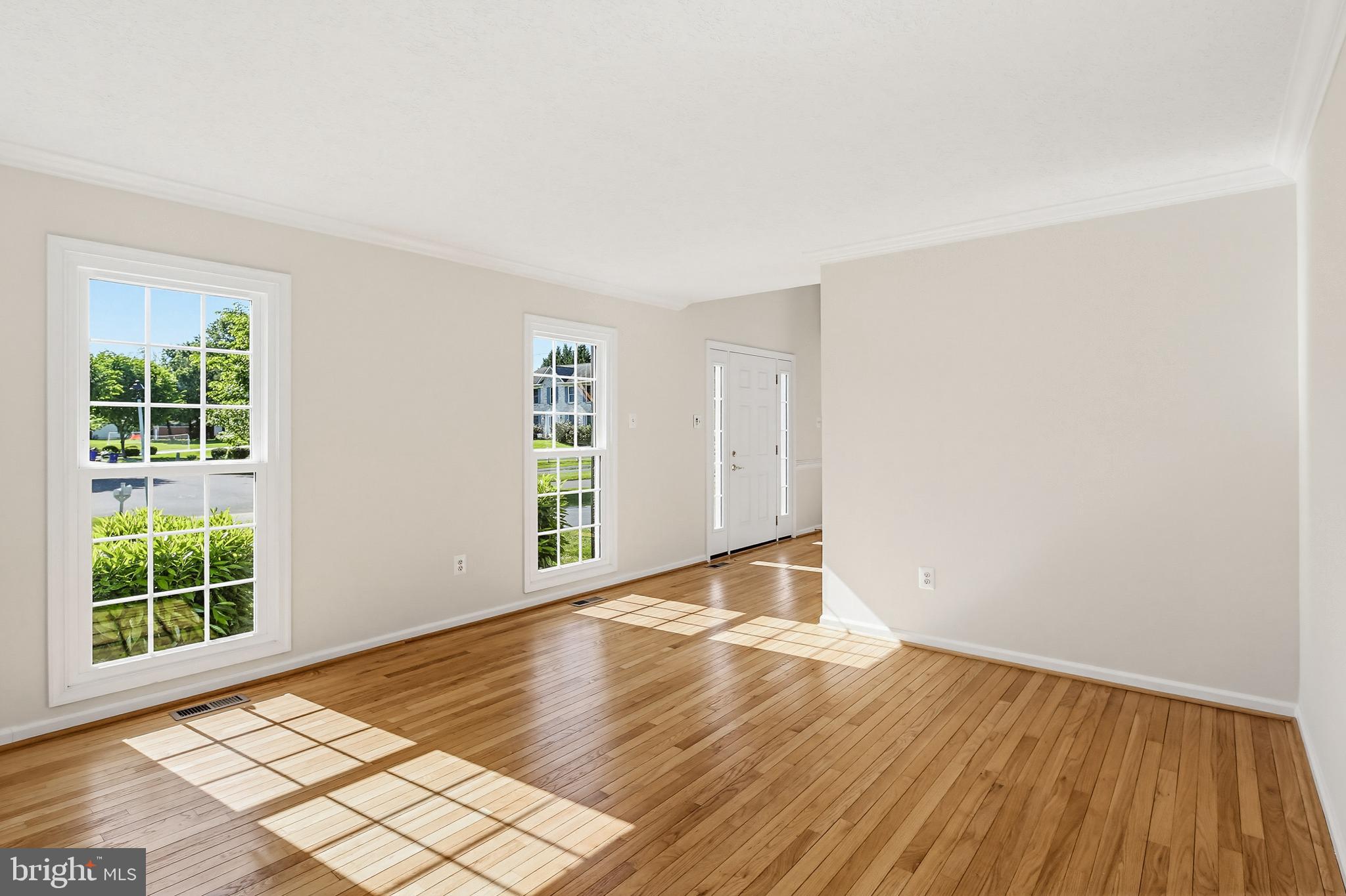 8266 Spring Branch Court Laurel, MD 20723 - Photo 9 of 73 Living room - bright and airy!