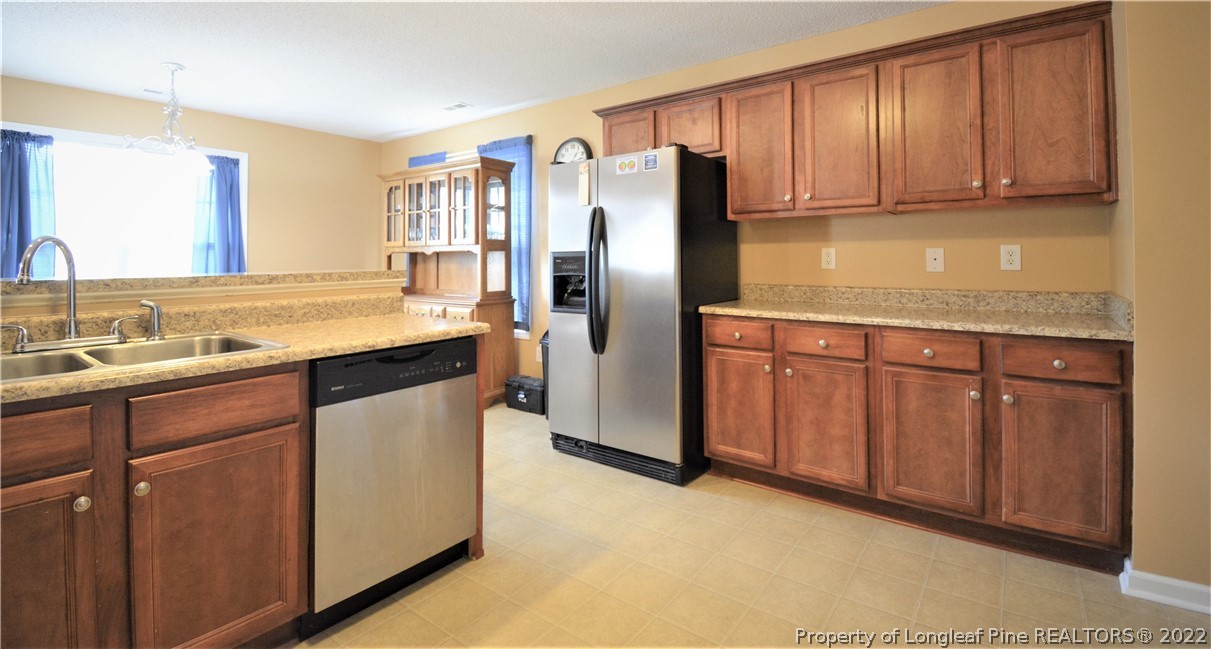4431 Harborgate Road Hope Mills, NC 28348 - Photo 3 of 13 Gallery Image 3