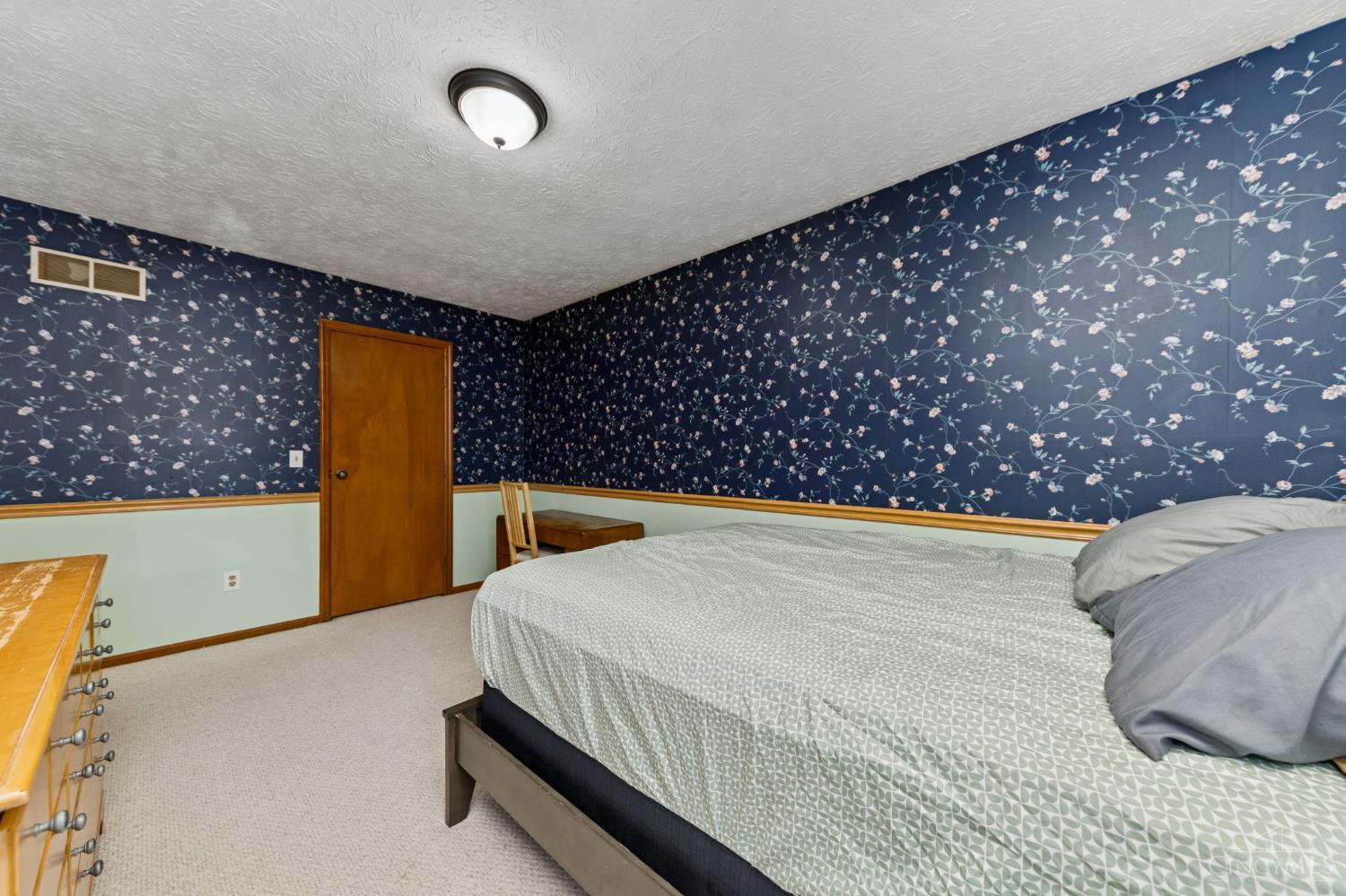 1054 8 Mile Road Cincinnati, OH 45255 - Photo 34 of 40