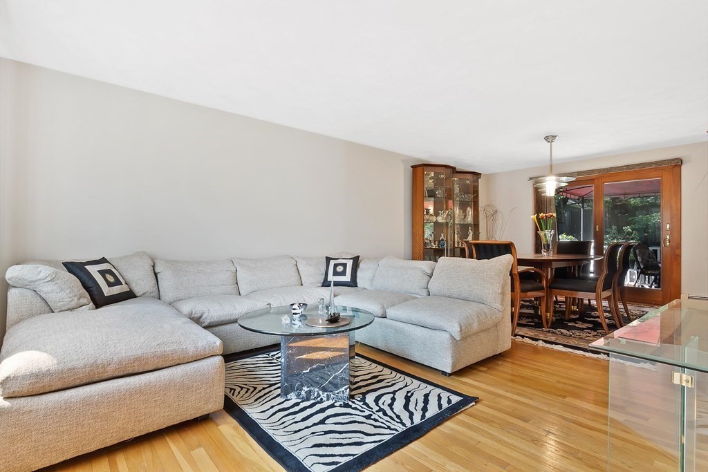 29 Sherwood Road Swampscott, MA 01907 - Photo 7 of 32 Gallery Image 7