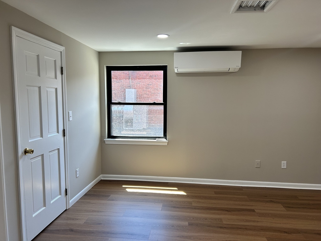 33 Federal Street, Unit 3 Salem, MA 01970 - Photo 6 of 16