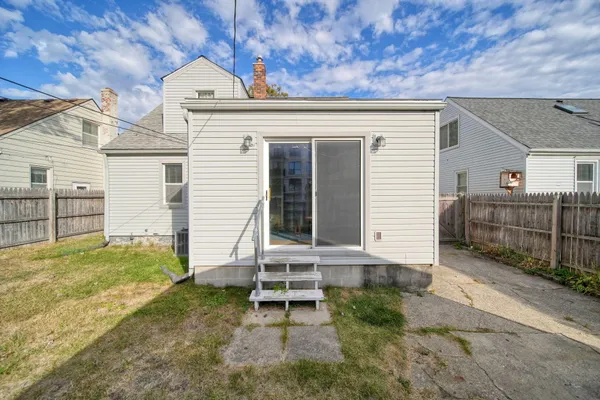 $305,000 | 3291 Minerva Street, Ferndale, MI 48220