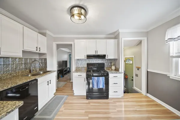 $305,000 | 3291 Minerva Street, Ferndale, MI 48220