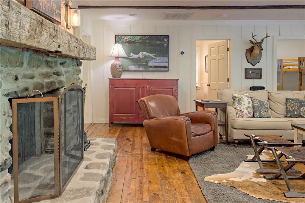 422 Timpson Cove Road Clayton, GA 30525 - Photo 11 of 36