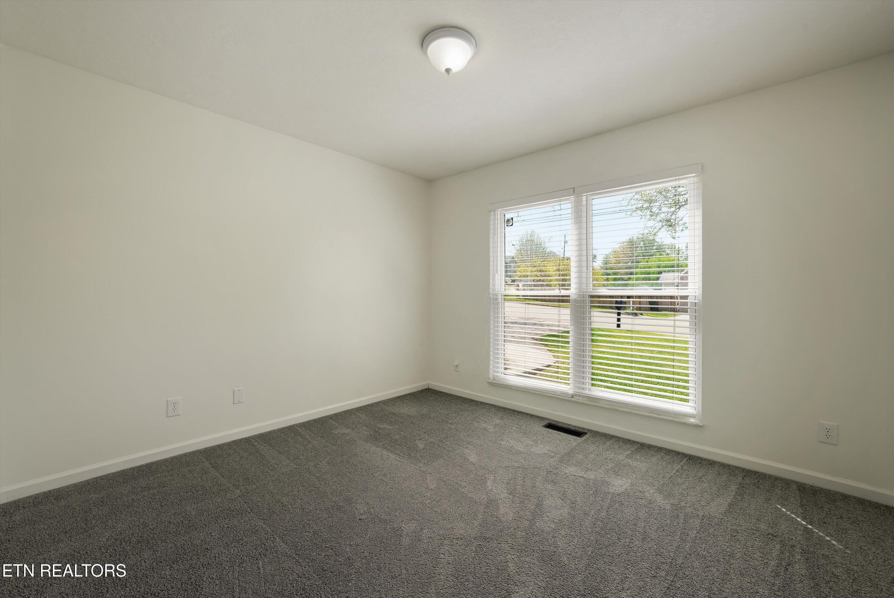 2201 East Windbrook Road Knoxville, TN 37923 - Photo 21 of 34 Bedroom 2