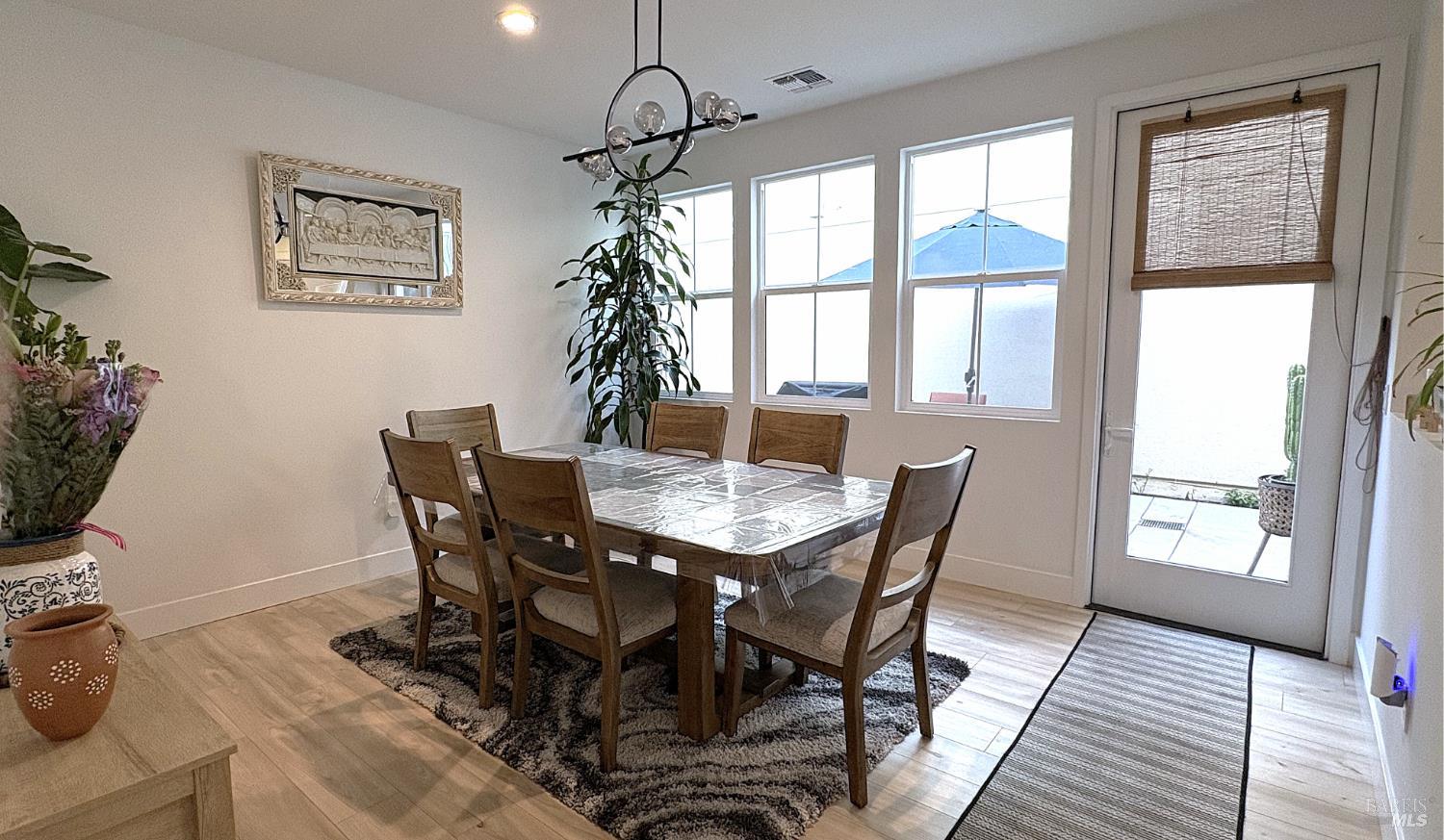 2912 Liscum Street Santa Rosa, CA 95407 - Photo 8 of 28