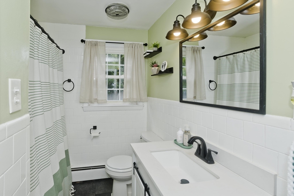 14 Bliss Road Bellingham, MA 02019 - Photo 12 of 37 Gallery Image 12