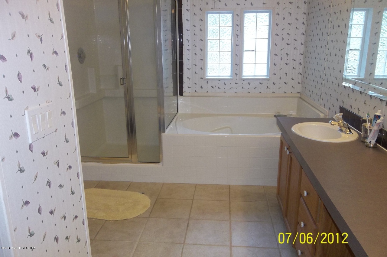 4758 Gadara Road Keystone Heights, FL 32656 - Photo 17 of 19 Master Bath