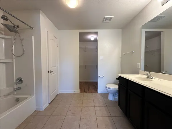 $1,650 | 104 Millers Loop, Jarrell, TX 76537