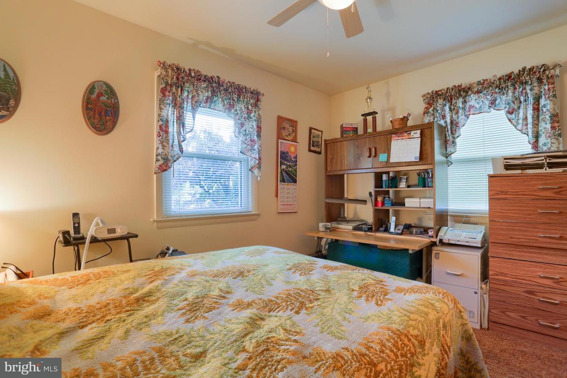 1656 Ridgedale Drive Lancaster, PA 17601 - Photo 17 of 33 Gallery Image 17