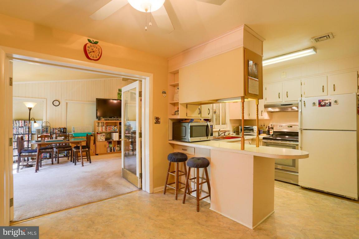 1656 Ridgedale Drive Lancaster, PA 17601 - Photo 3 of 33 Gallery Image 3