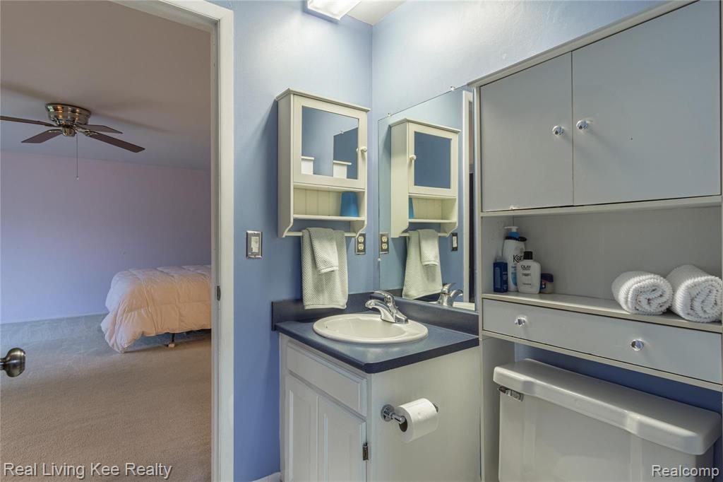 1870 Allenway Court Rochester Hills, MI 48309 - Photo 22 of 40