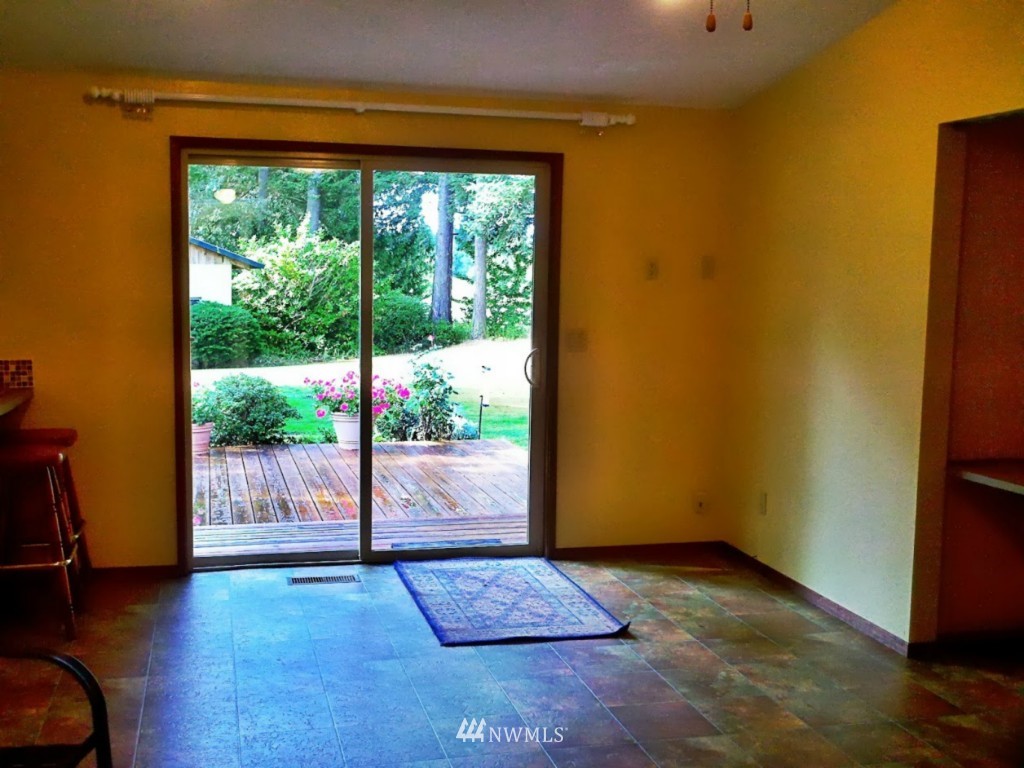 1411 East Smith Road Bellingham, WA 98226 - Photo 5 of 15