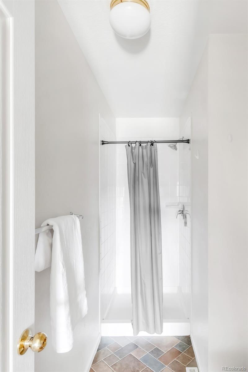 1650 South Deframe Street, Unit B5 Lakewood, CO 80228 - Photo 16 of 40 a view of walk in closet